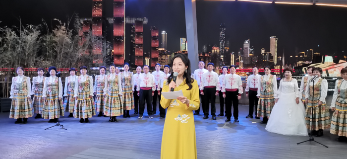 重庆：弘扬伟大抗战精神暨纪念毛泽东诞辰132周年主题音乐会举行